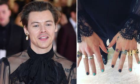 harry styles met gala nails.